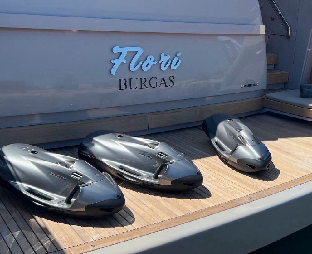 Stern with Seabobs on the swim platform